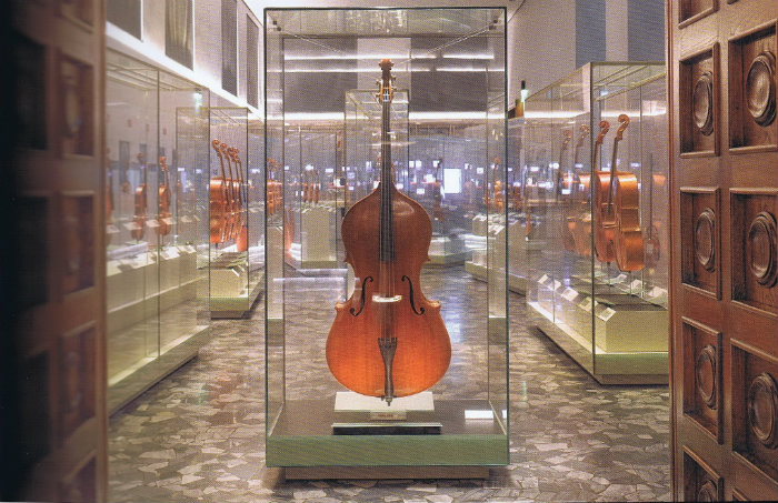 La “Sala degli onori”, Museo del Violino, Cremona